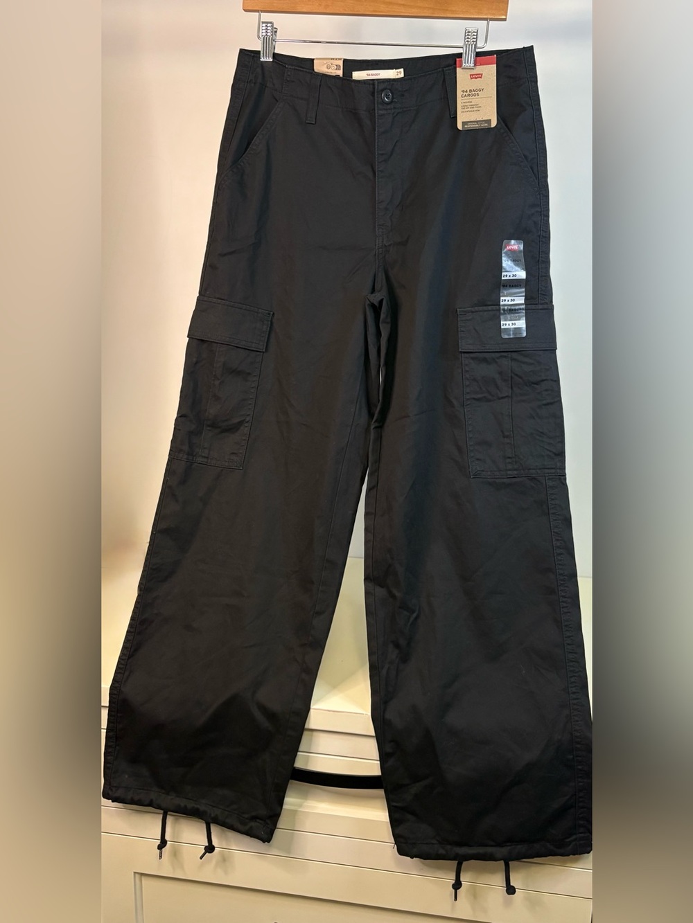 Levi's Black LEVI’S ‘94 Baggy Cargo - Black Sz 29 - Picture 2 of 6